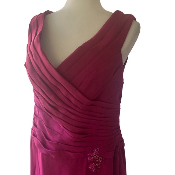Merrily Chiffon Bridesmaid Gown Women's Sleeveless V Neck Size 14 - Picture 8 of 9